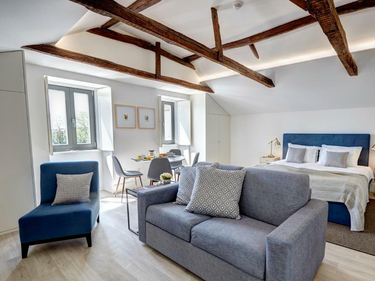 Porto Downtown Lovers Suites: Bombarda 451 ภายนอก รูปภาพ