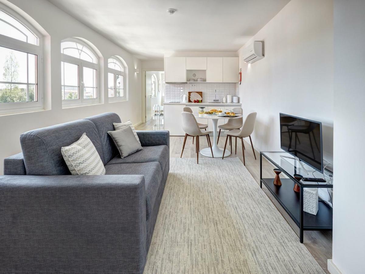 Porto Downtown Lovers Suites: Bombarda 451 ภายนอก รูปภาพ