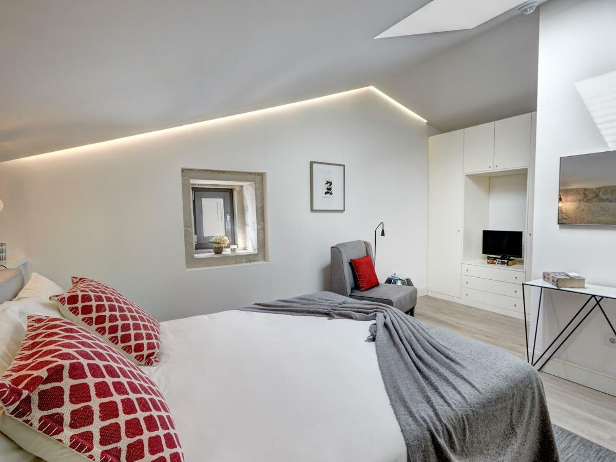 Porto Downtown Lovers Suites: Bombarda 451 ภายนอก รูปภาพ
