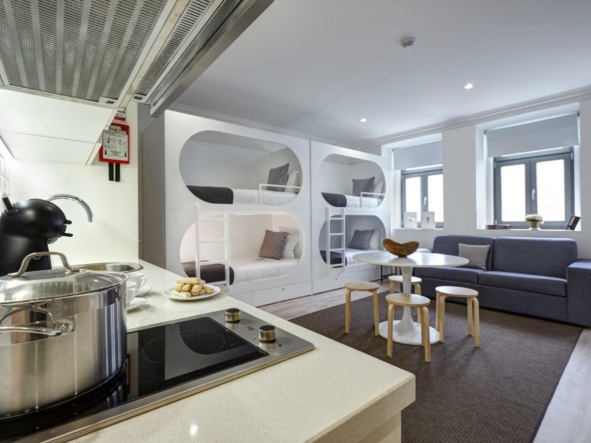 Porto Downtown Lovers Suites: Bombarda 451 ภายนอก รูปภาพ