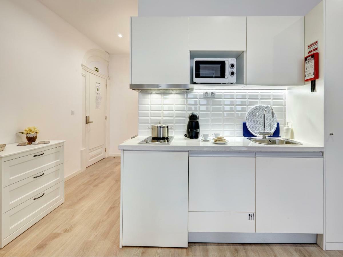Porto Downtown Lovers Suites: Bombarda 451 ภายนอก รูปภาพ